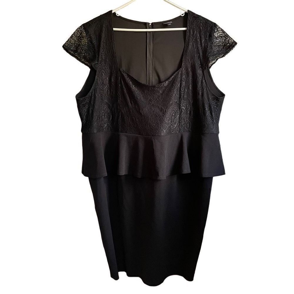 Torrid Dress Womens 26 Black Peplum Lace Bodice Cap Sleeve Sweetheart Neckline